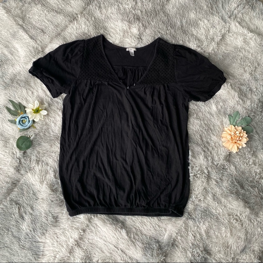 Old navy women’s shirt Size XL